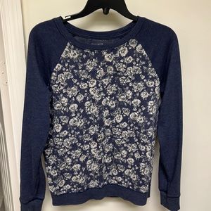 Aerie crew neck, light weight, floral crew neck sweatshirt